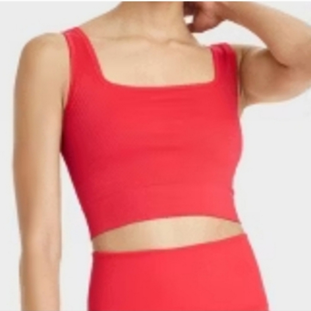 ❤️10/$20 New All In Motion Crop Tank